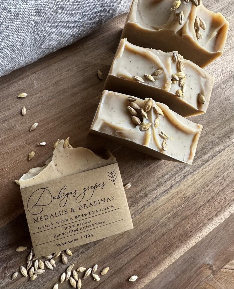 MEDALUS UN DRABIŅAS 