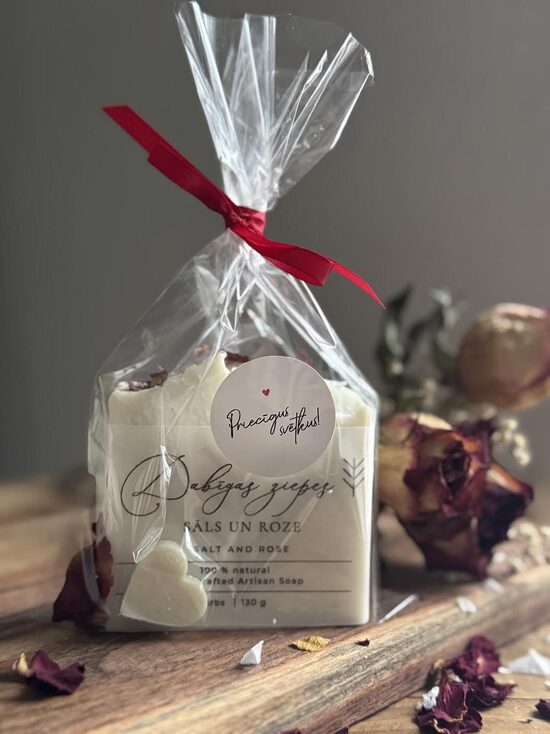 "ZIEMAS ROZE" - SĀLS UN ROZES ZIEPES