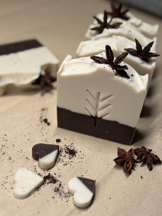 KAFIJAS, MANDEĻU PIENA UN ANĪSA ZIEPES