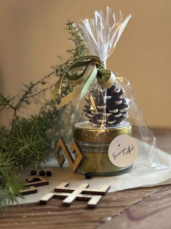 KADIĶU ZIEDE AR KAMPARU UN LATVJU ZĪME